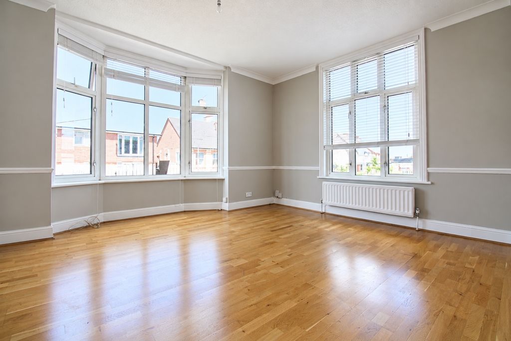 Property photo 2 of 10 2