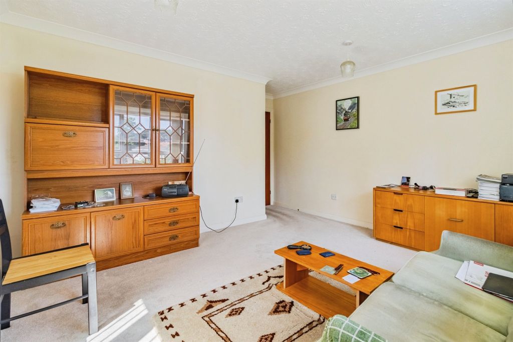 Property photo 3 of 18