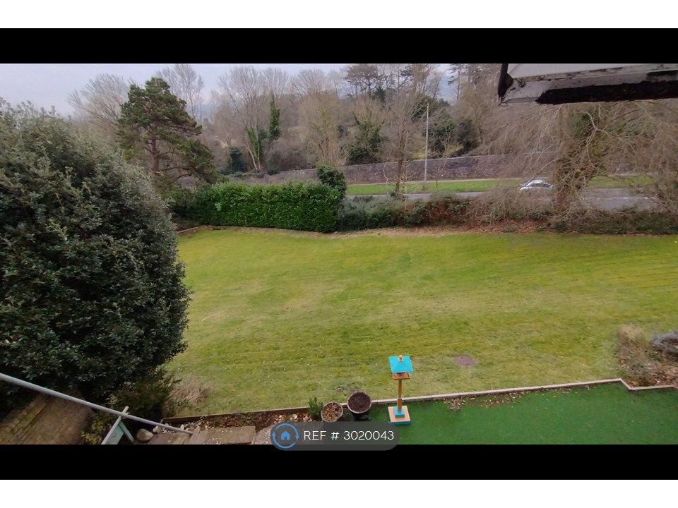 Property photo 3 of 13 Garden