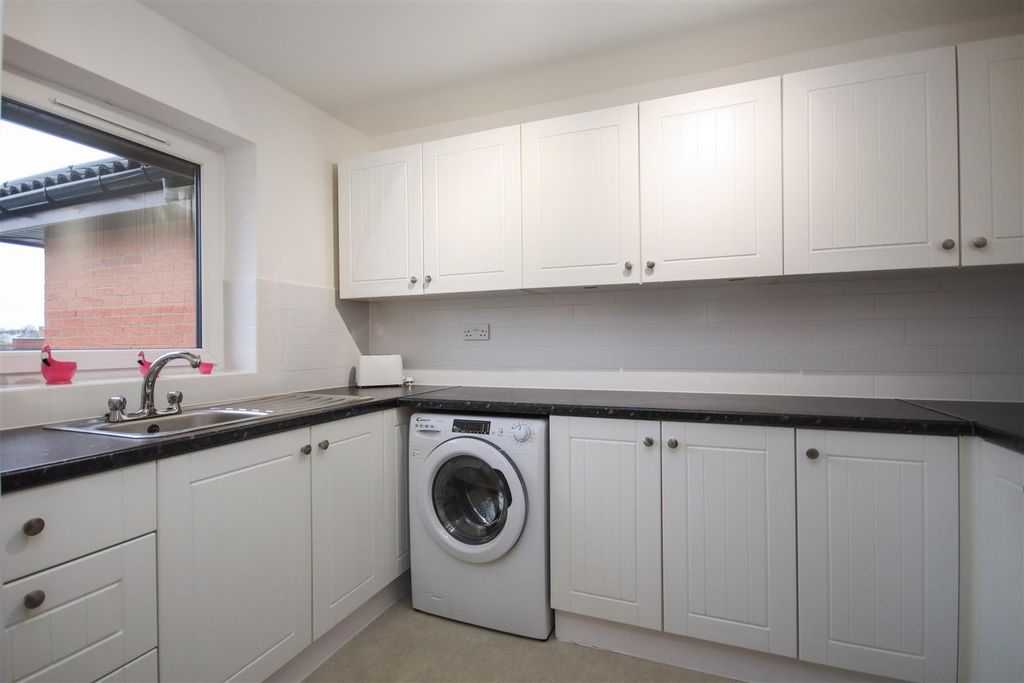 Property photo 2 of 6 Img_1565.Jpg