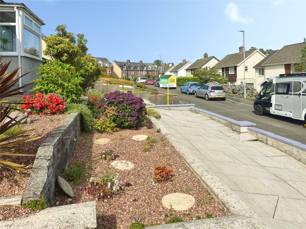 Property photo 2 of 17 Picture No. 33