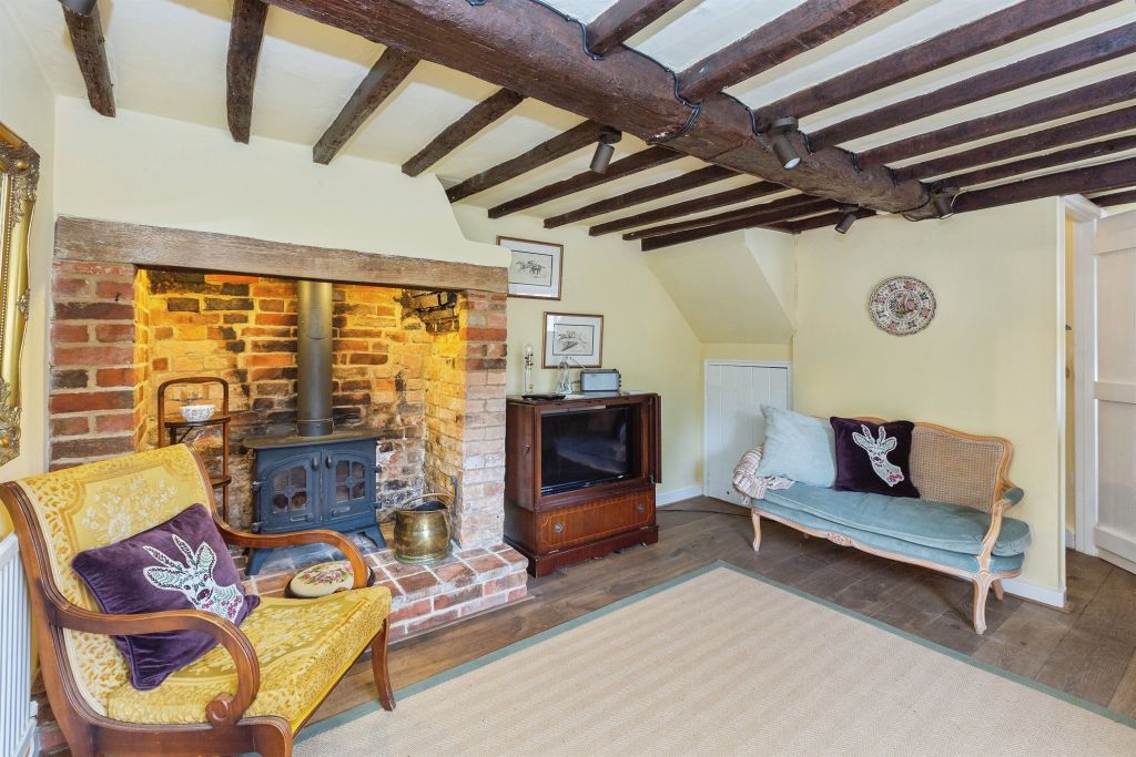 Property photo 2 of 17