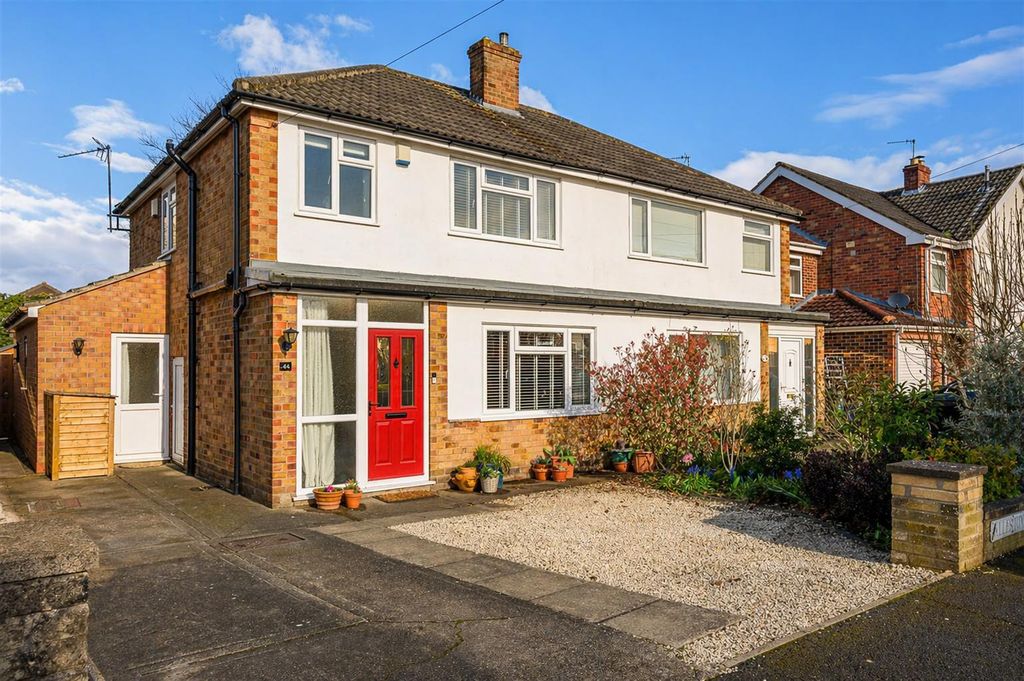 Property photo 1 of 19 External