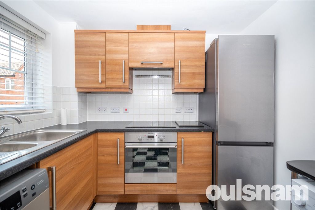 Property photo 2 of 14 Picture No. 02