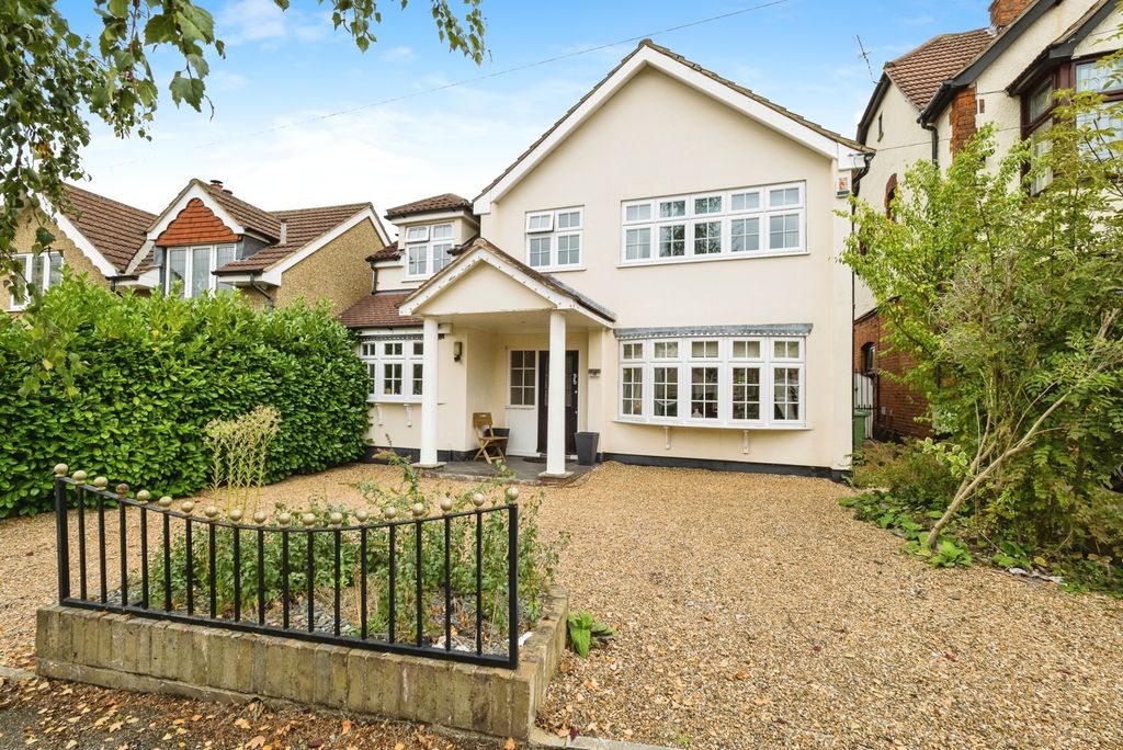 Property photo 1 of 16