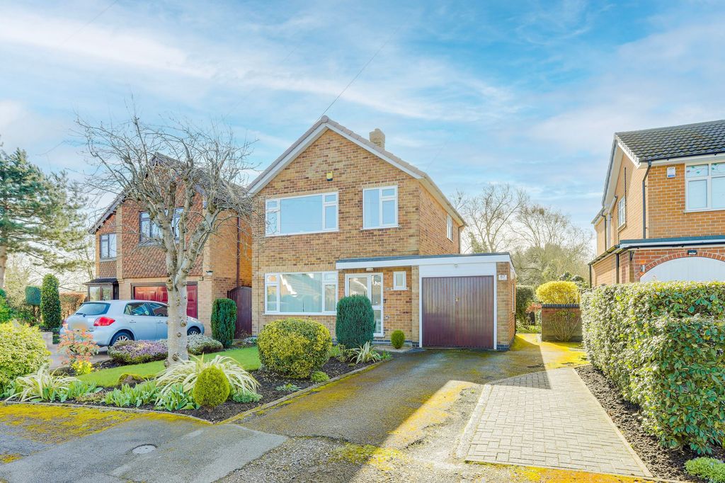 Property photo 1 of 30