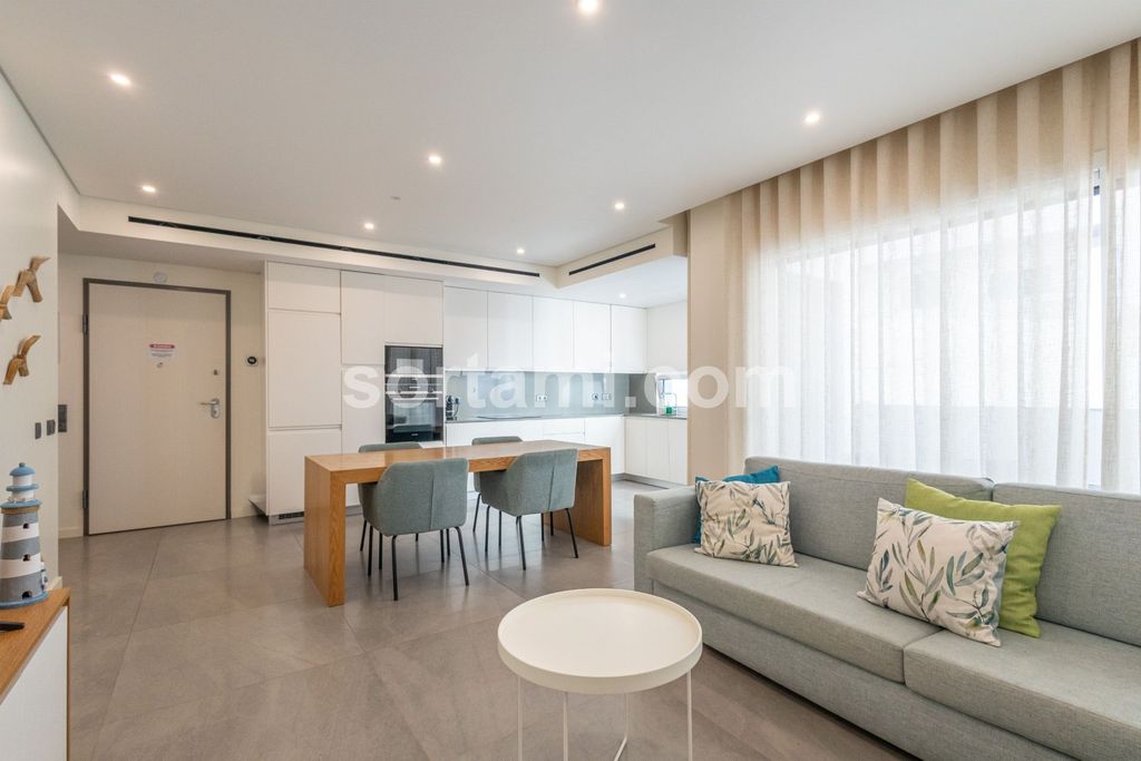 Property photo 2 of 30