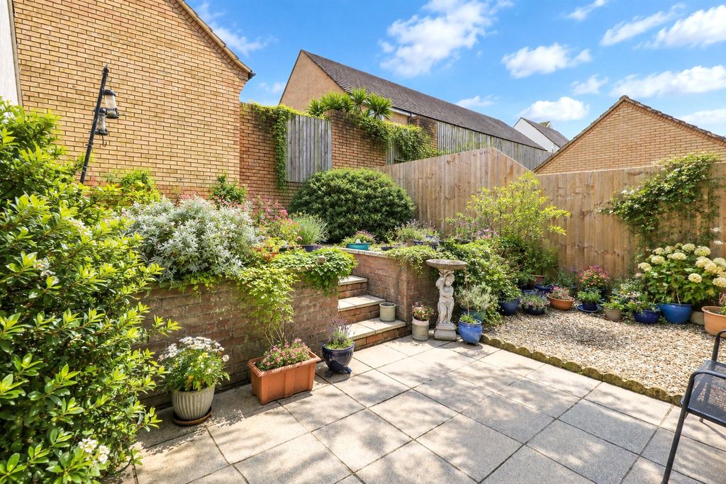 Property photo 1 of 19 Picture No. 30