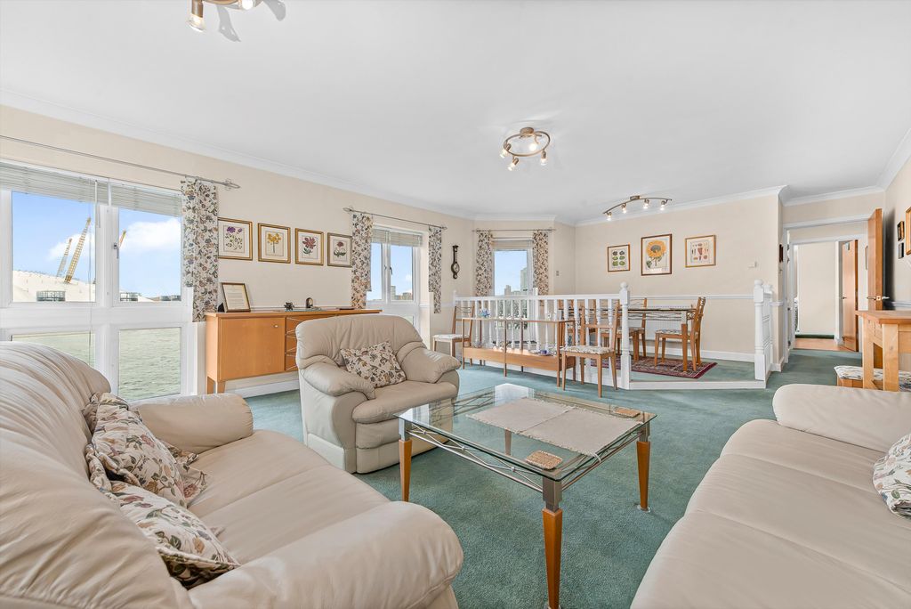 Property photo 1 of 14 Image