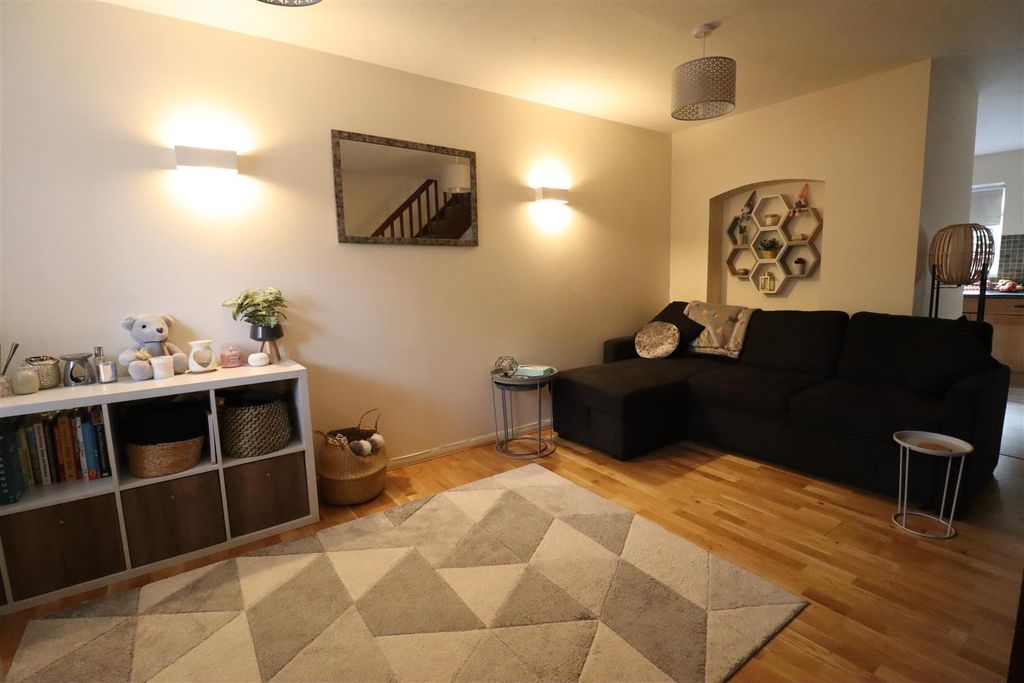Property photo 3 of 13 Img_1109.Jpg