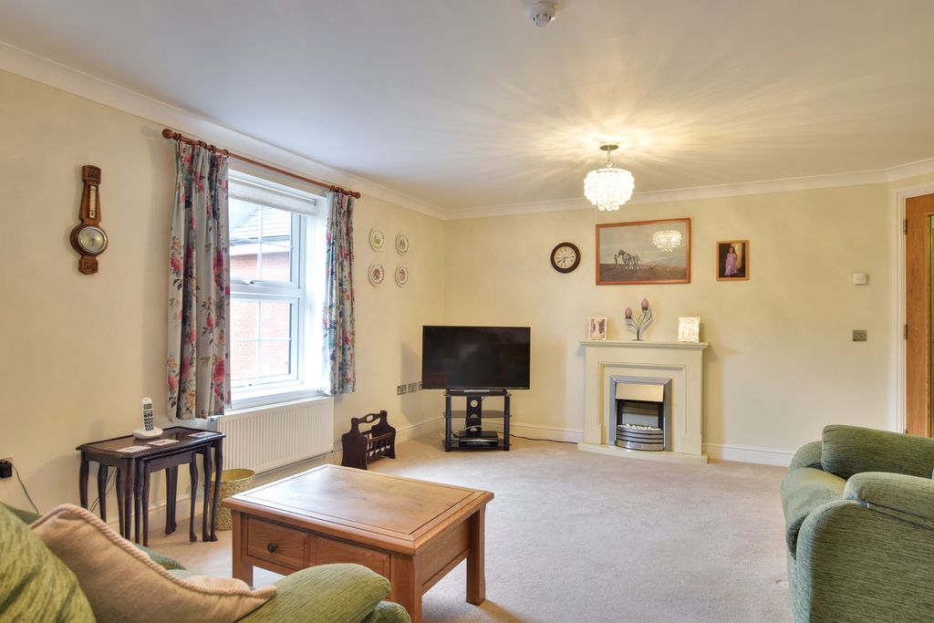 Property photo 2 of 19 Dsc_0019-Dsc_0021