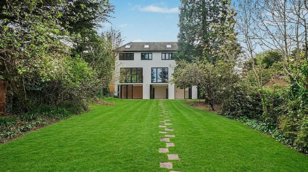 Property photo 2 of 13