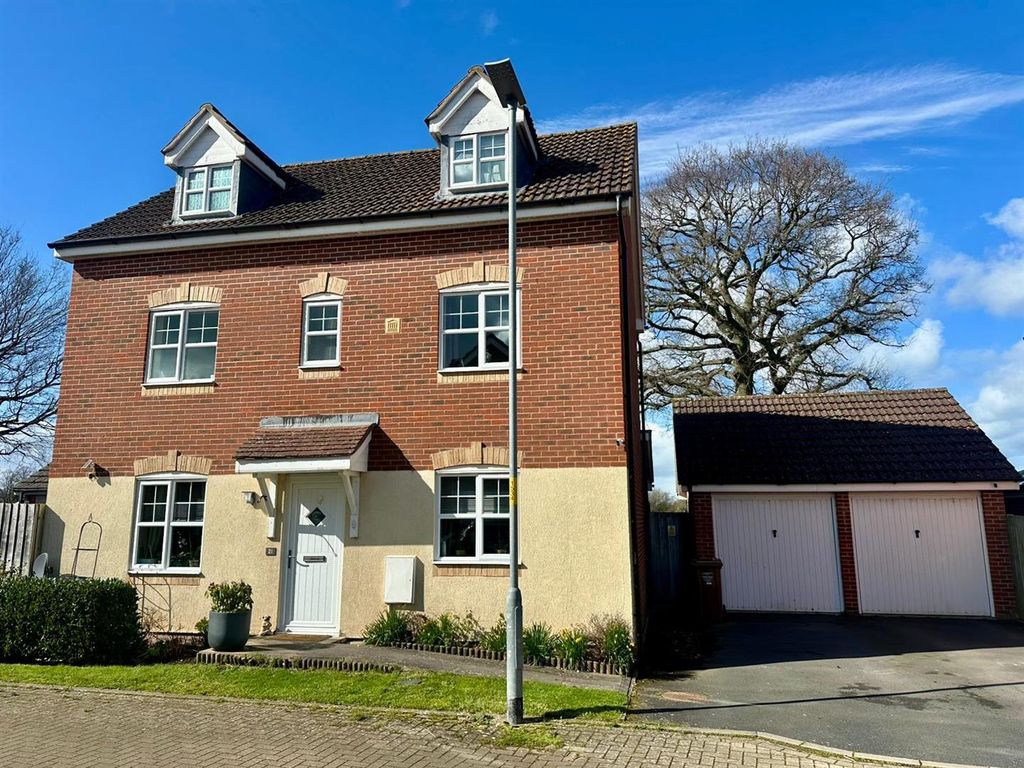 Property photo 1 of 13