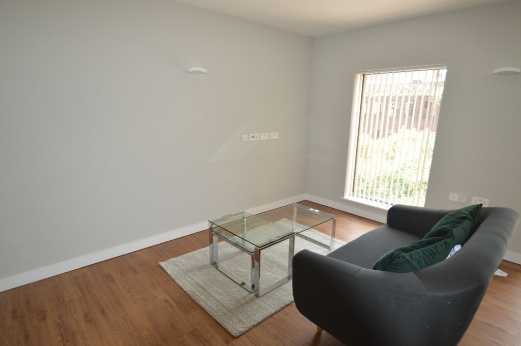 Property photo 2 of 5 Lounge