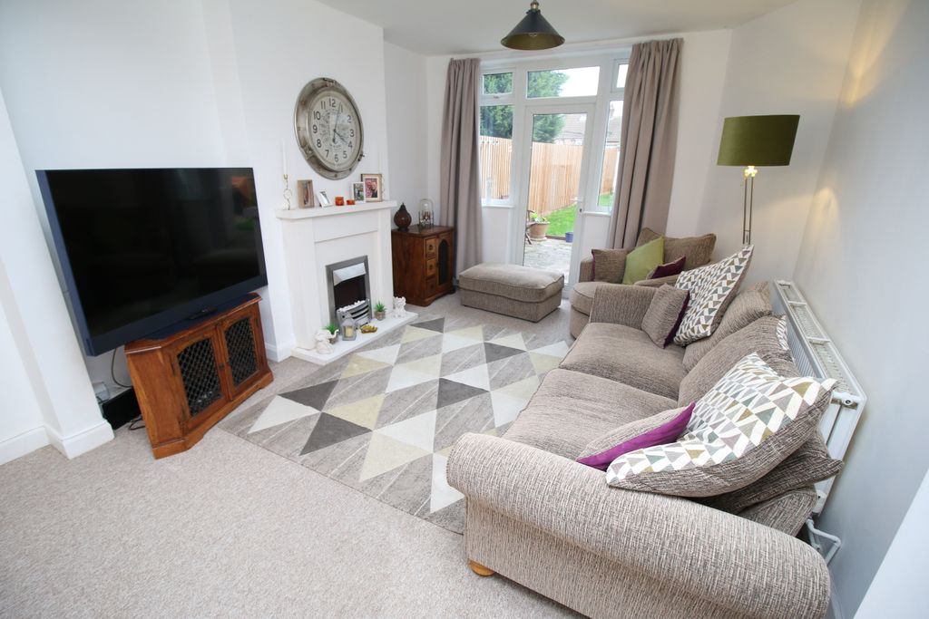 Property photo 2 of 13 Img_7025