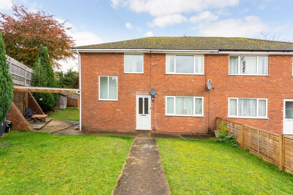 Property photo 1 of 9