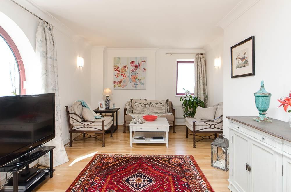 Property photo 2 of 11 Photo 2