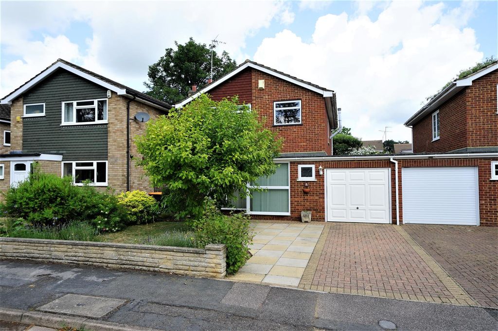 Property photo 1 of 16