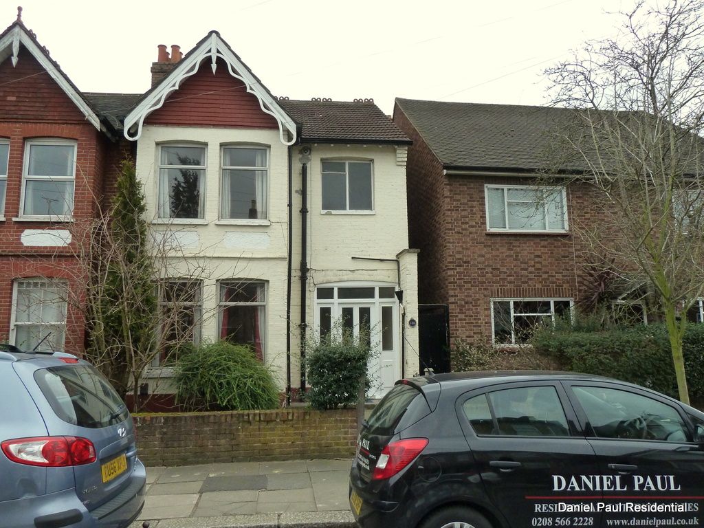 Property photo 1 of 17