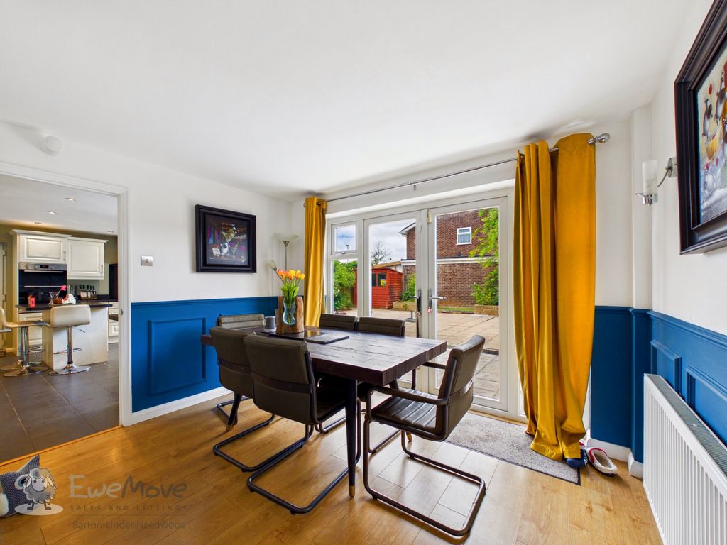 Property photo 3 of 14 Dining Room