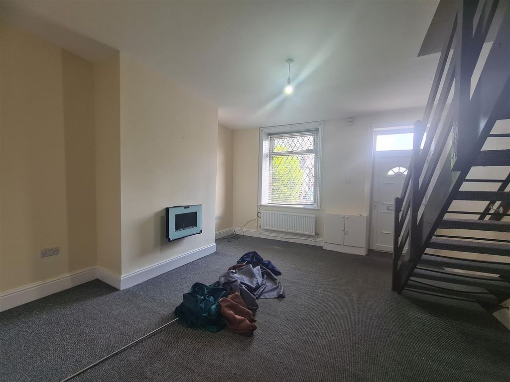 Property photo 2 of 8 20260716_142159.Jpg
