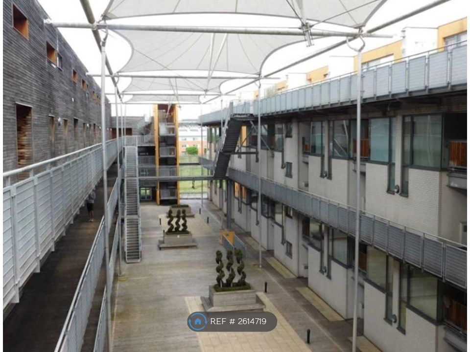 Property photo 2 of 14 Life Building Inside