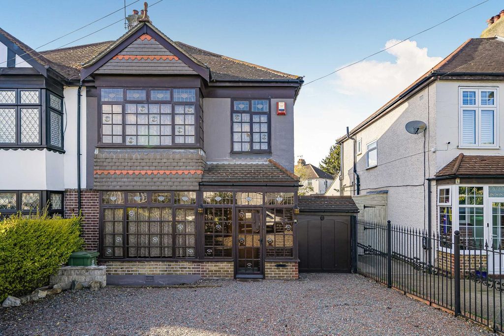 Property photo 1 of 30 Front (Exterior)