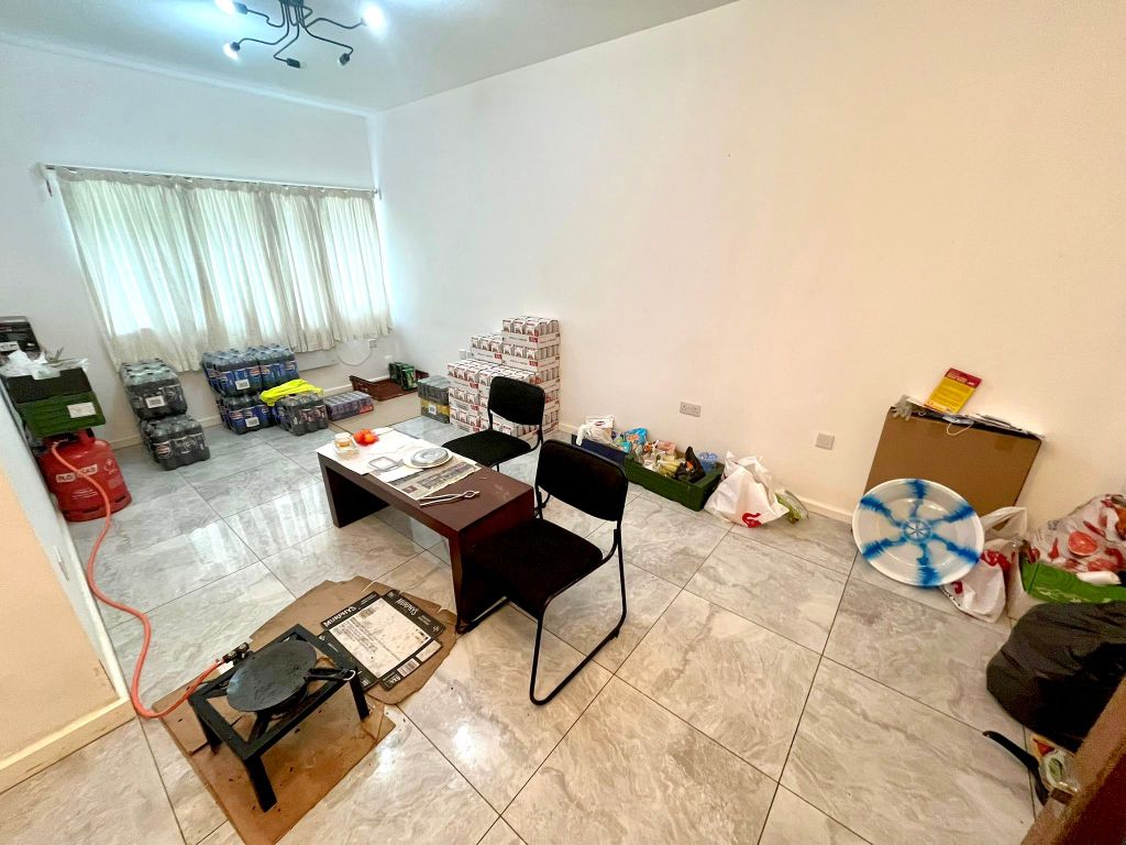 Property photo 2 of 6
