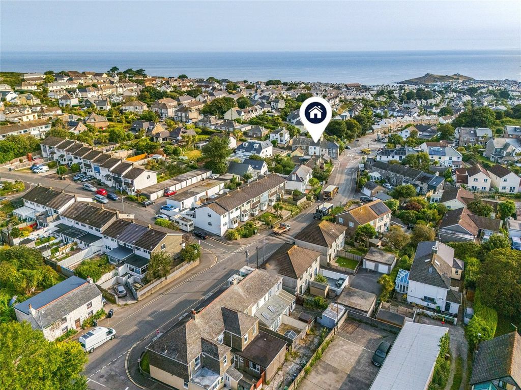 Property photo 2 of 10 Picture No. 12