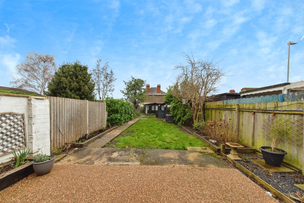 Property photo 2 of 18