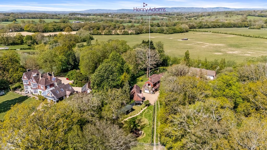 Property photo 1 of 45