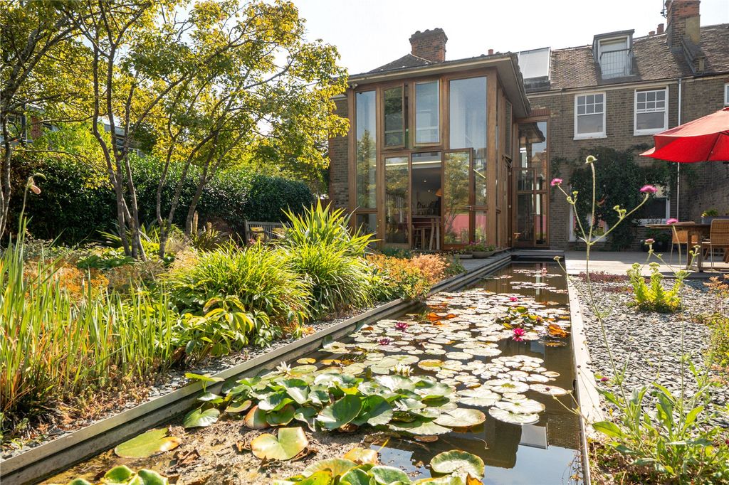 Property photo 1 of 47 Picture No. 91