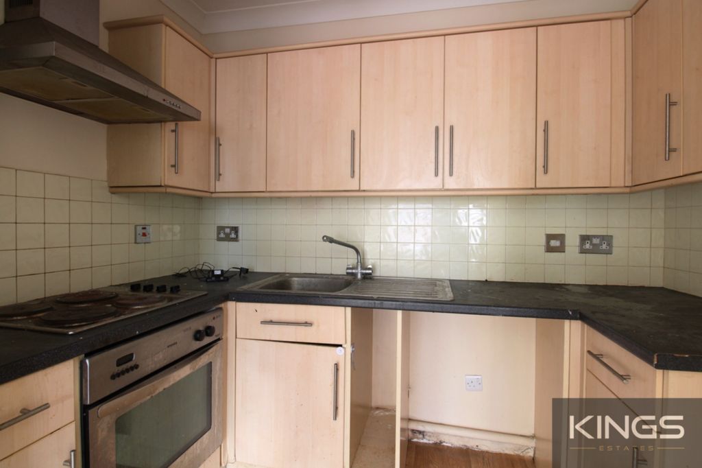 Property photo 3 of 4