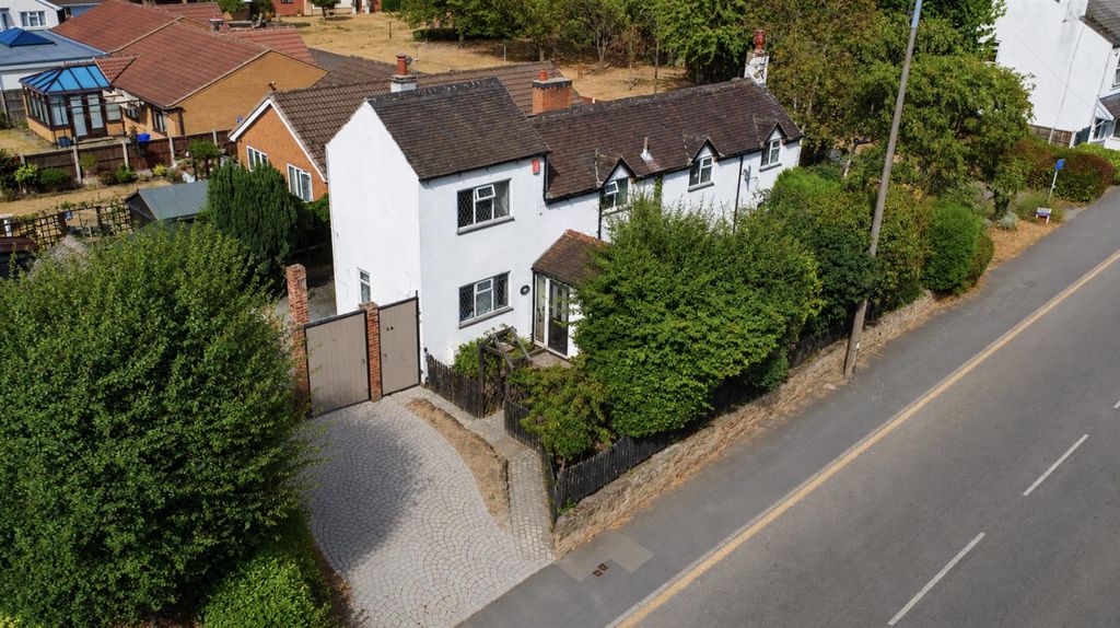 Property photo 1 of 36