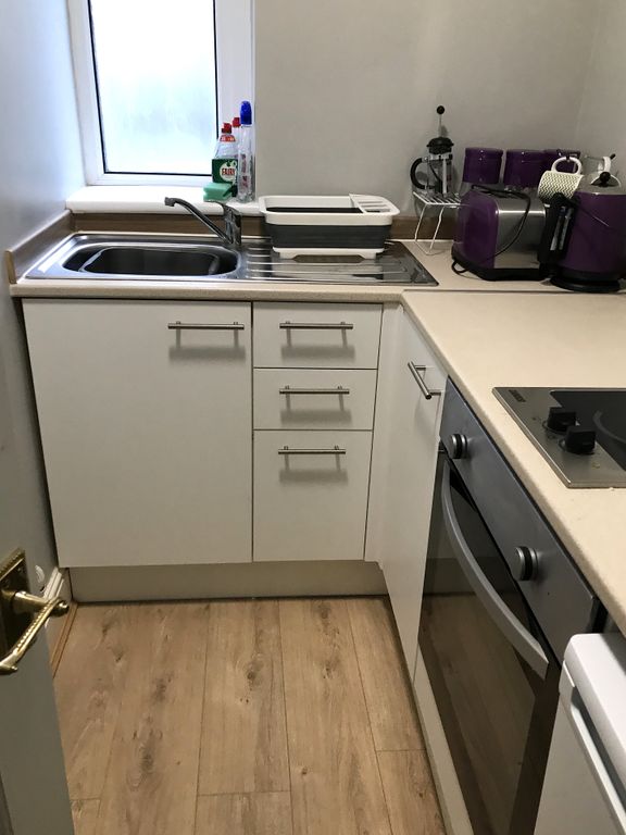 Property photo 1 of 5