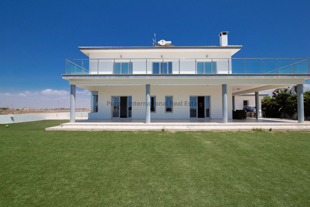 Property photo 2 of 29