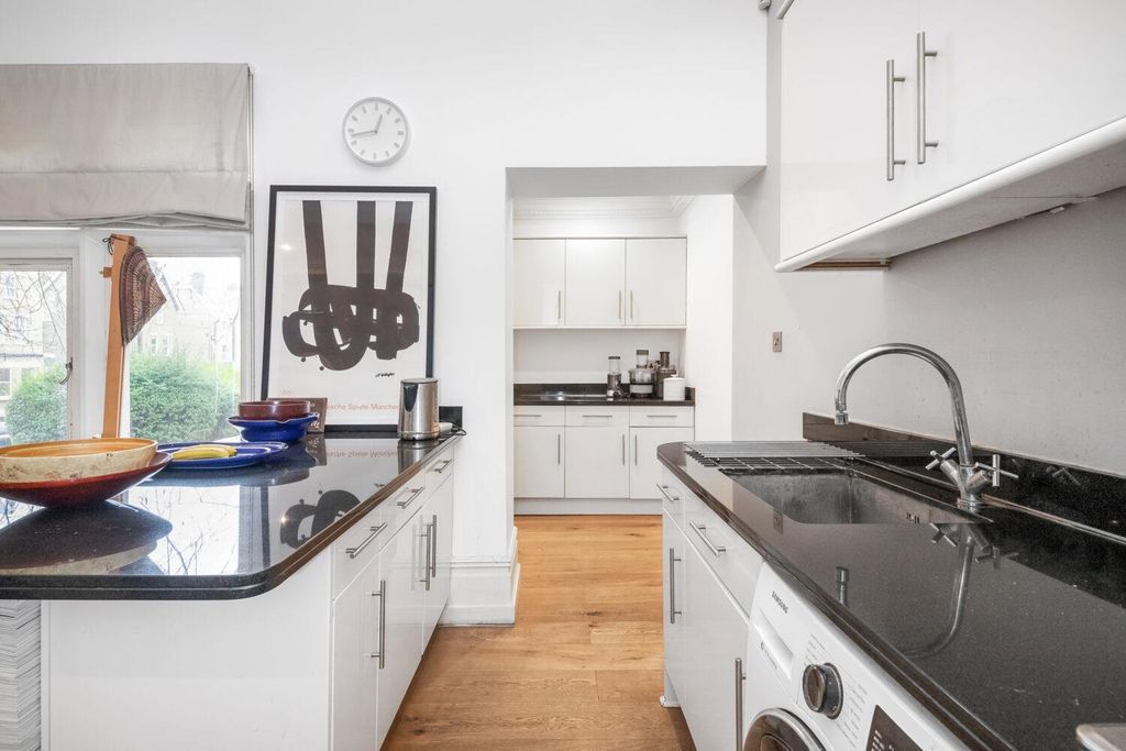 Property photo 3 of 13 6.Jpg