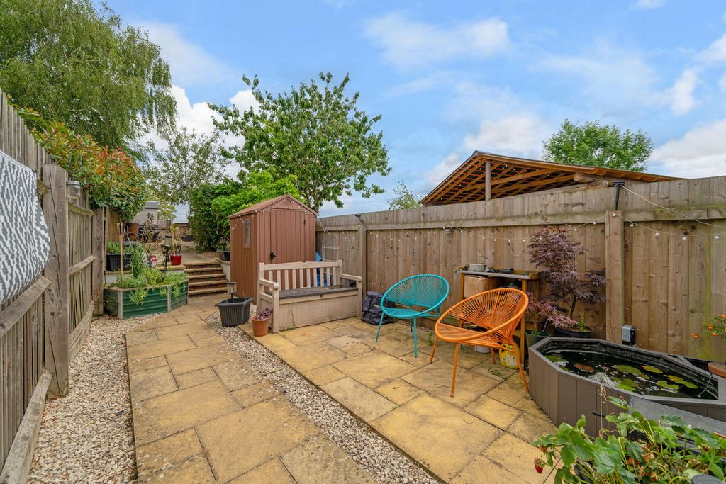 Property photo 3 of 3