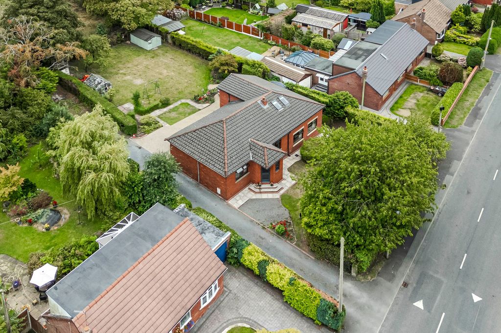 Property photo 1 of 54