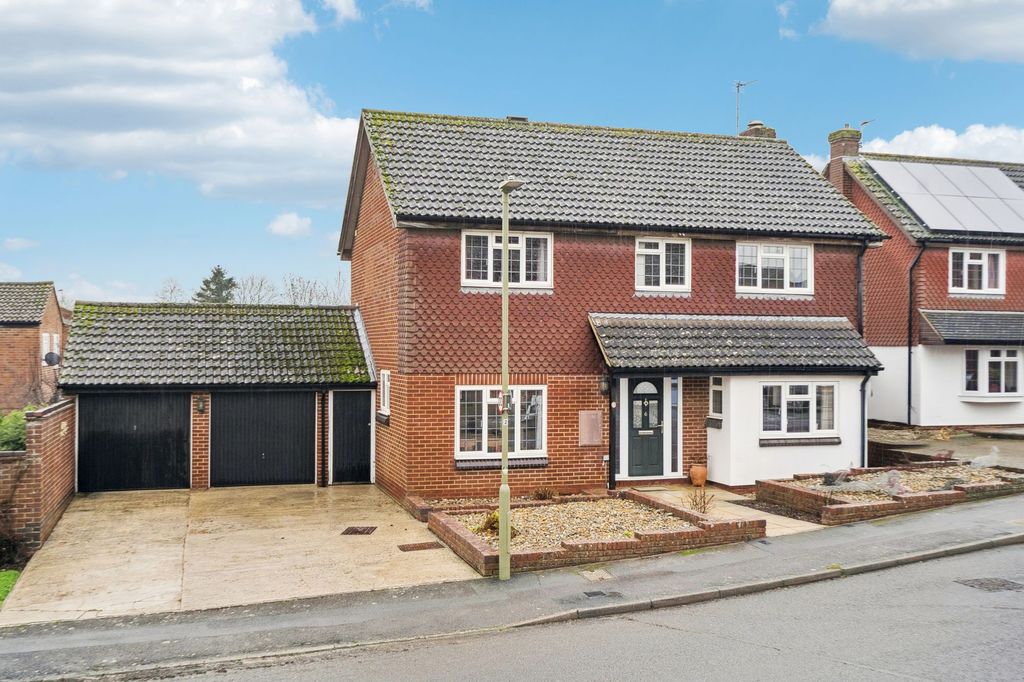 Property photo 1 of 16