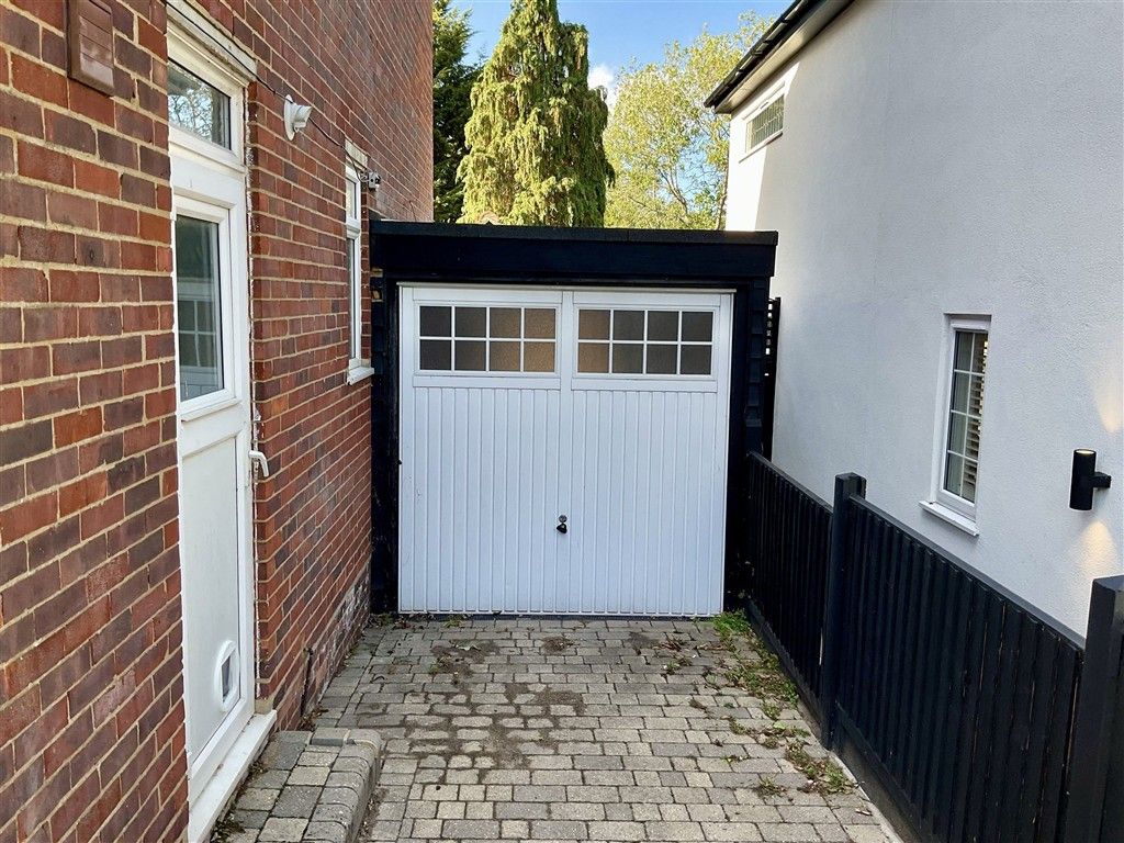 Property photo 2 of 15 Garage
