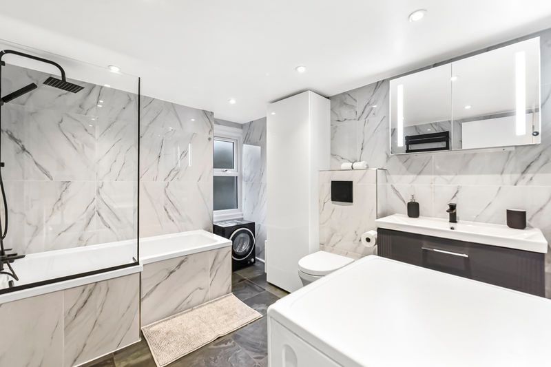 Property photo 3 of 13 Photo 1