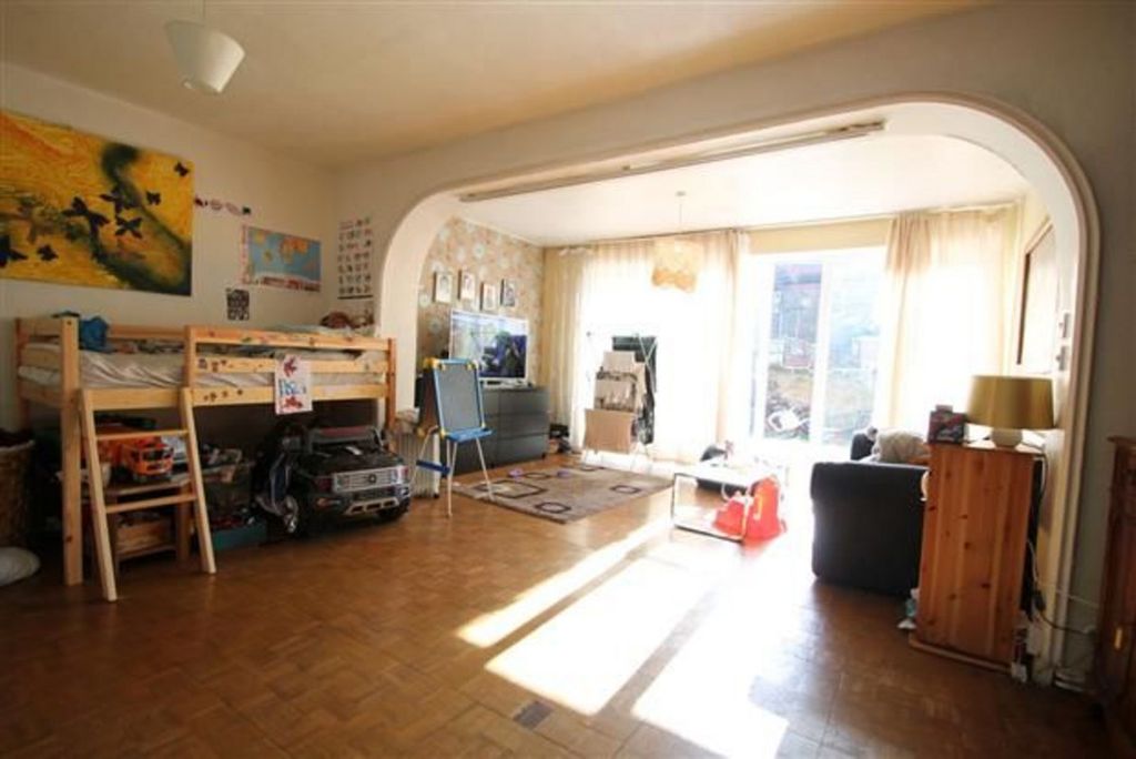 Property photo 3 of 9