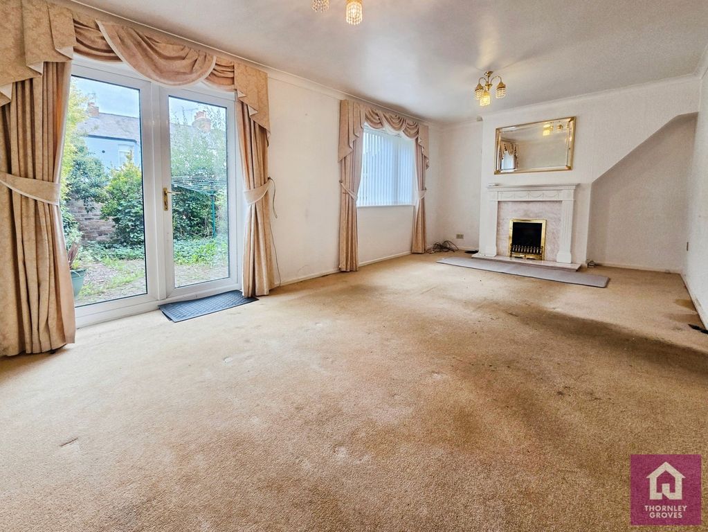 Property photo 2 of 16 Pbox-Img.Jpg