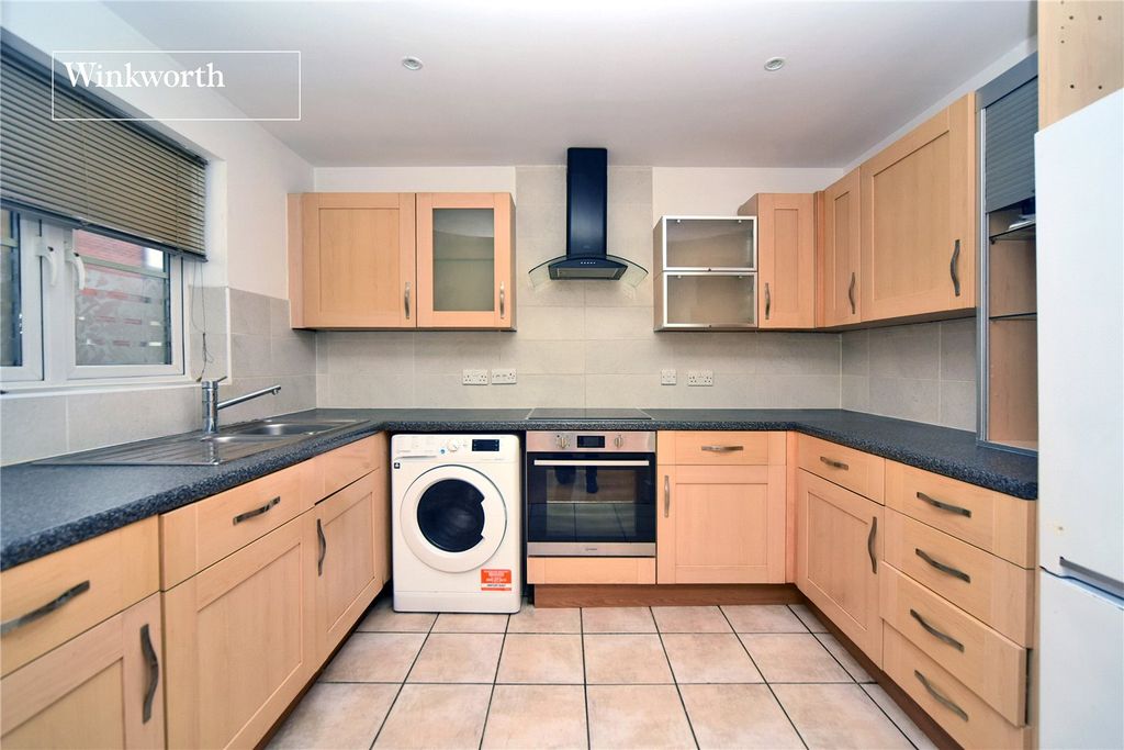 Property photo 2 of 10 Picture No. 05