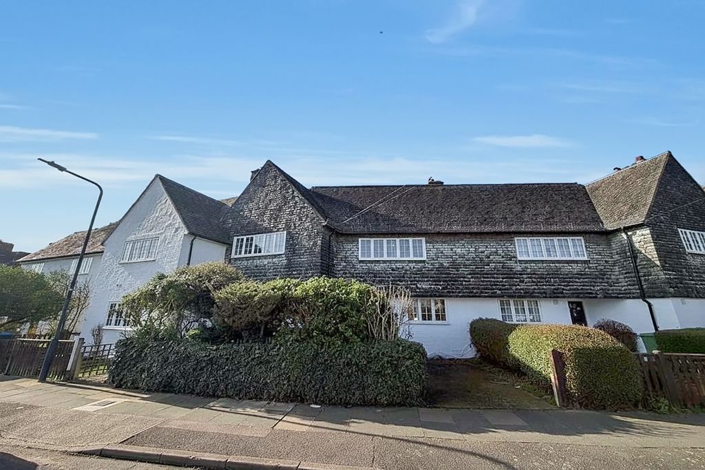 Property photo 1 of 21