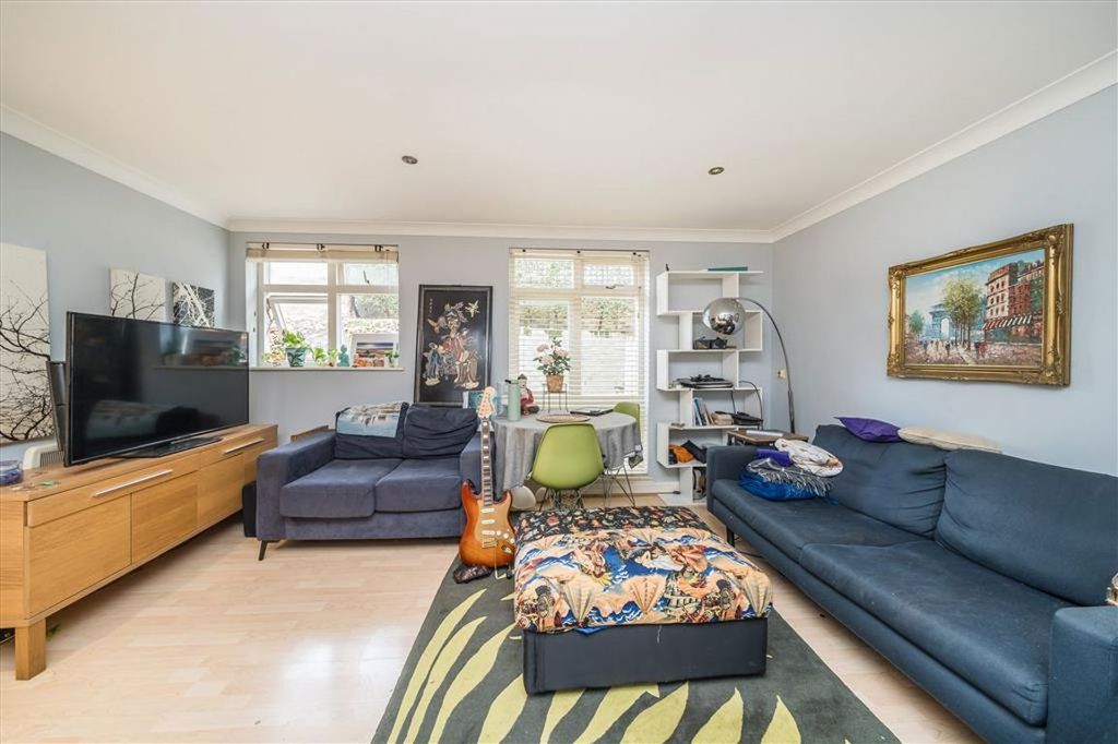 Property photo 2 of 5