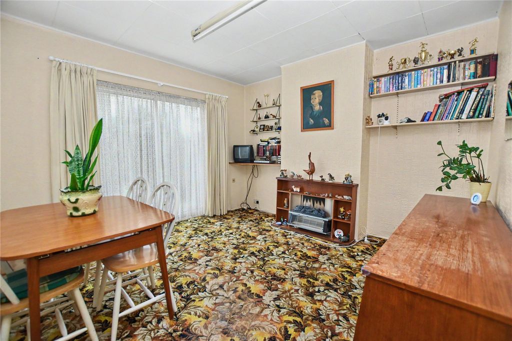 Property photo 3 of 15 Picture No. 11