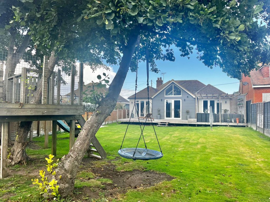 Property photo 2 of 30