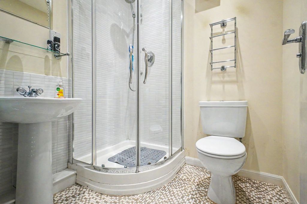 Additional image 9 of 2 bed flat for saleBelfast Quay, Irvine KA12